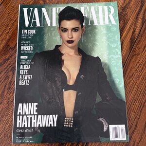 Vanity Fair Magazine - April 2024 - Anne Hathaway  NO LABEL!!  magazines wicked